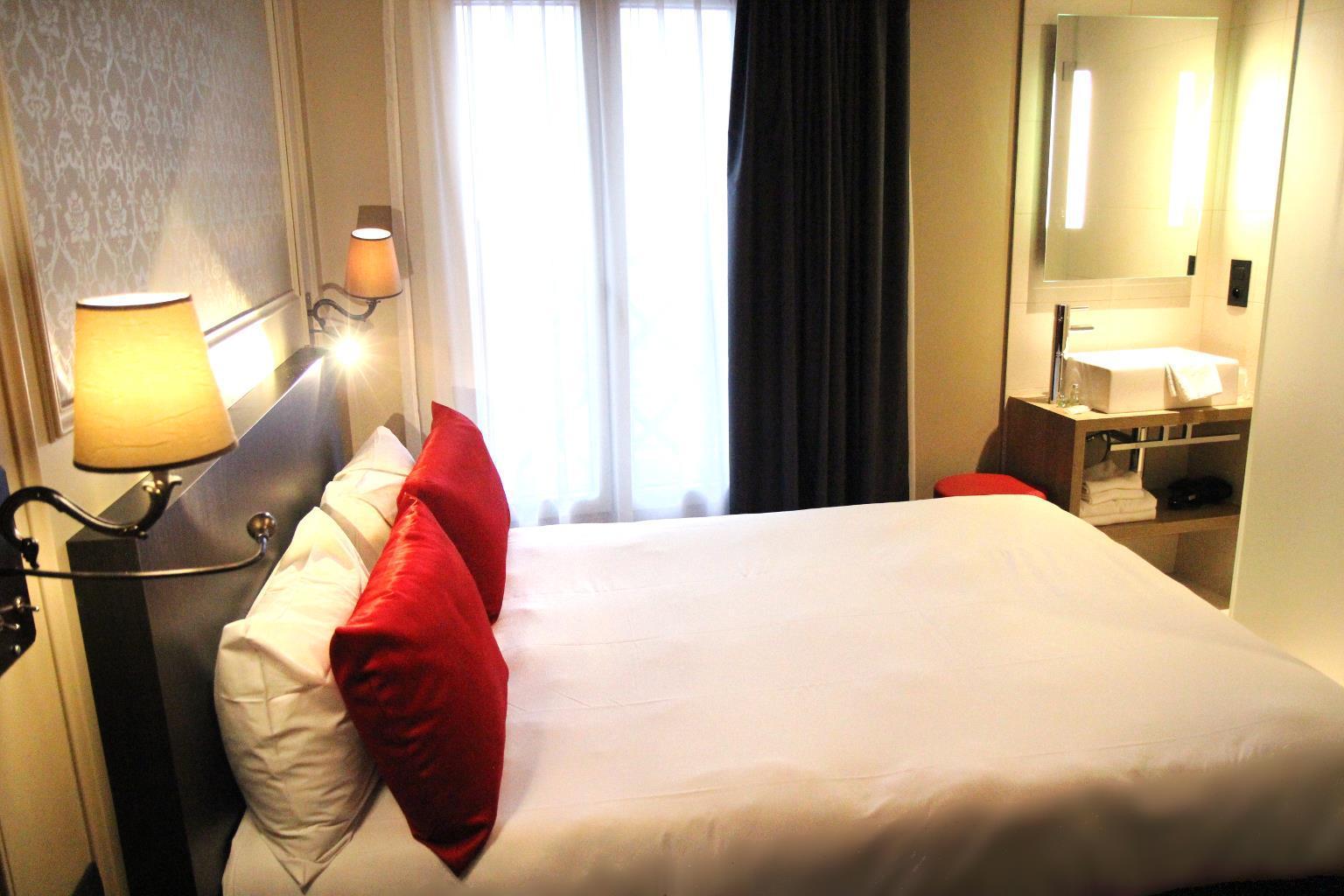 White Pine Inn & Suites Holland Zewnętrze zdjęcie