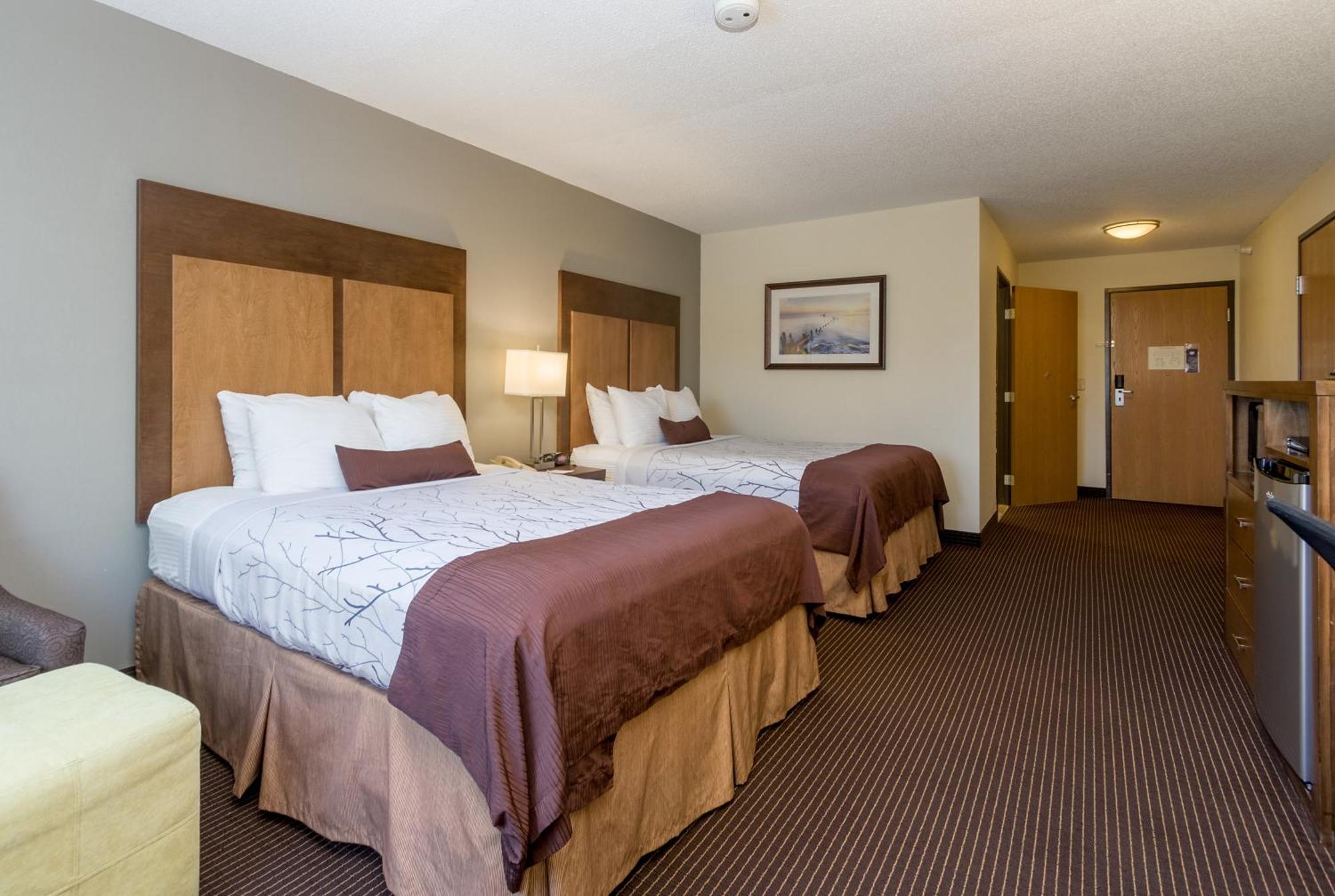 White Pine Inn & Suites Holland Zewnętrze zdjęcie