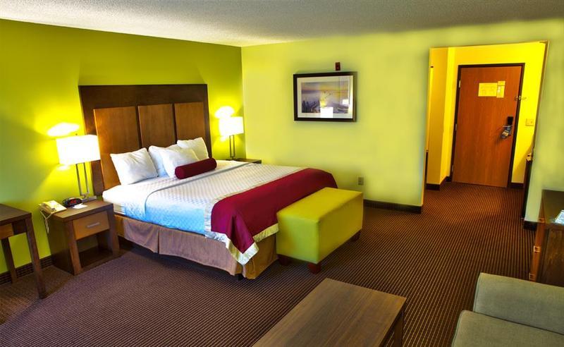 White Pine Inn & Suites Holland Zewnętrze zdjęcie