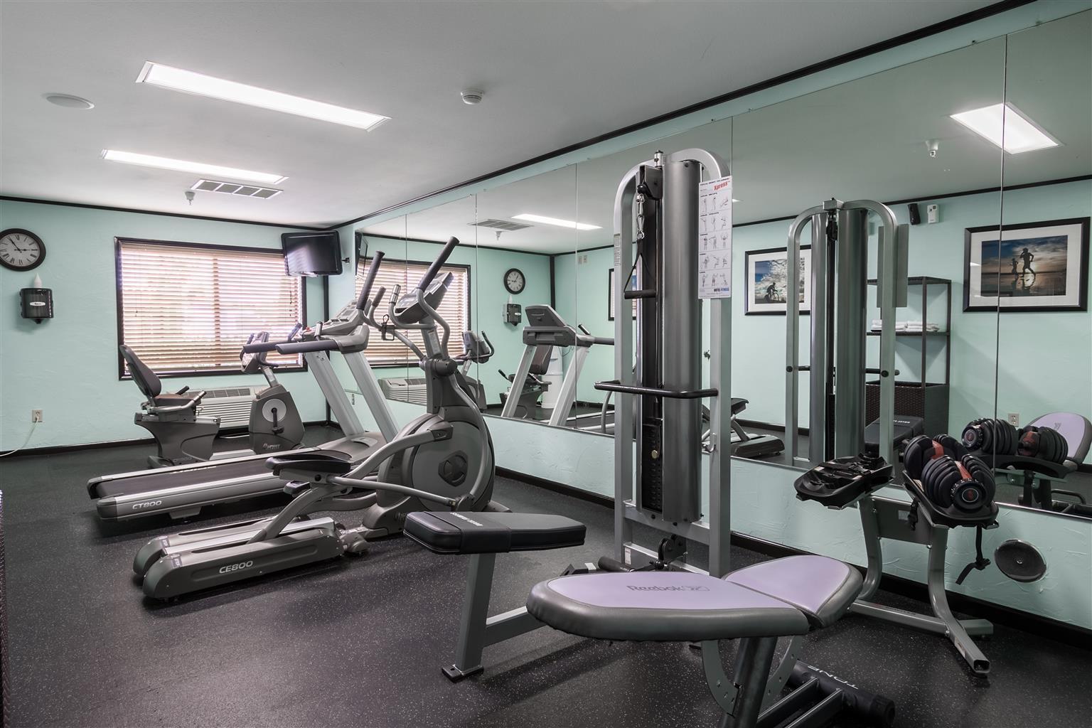White Pine Inn & Suites Holland Zewnętrze zdjęcie